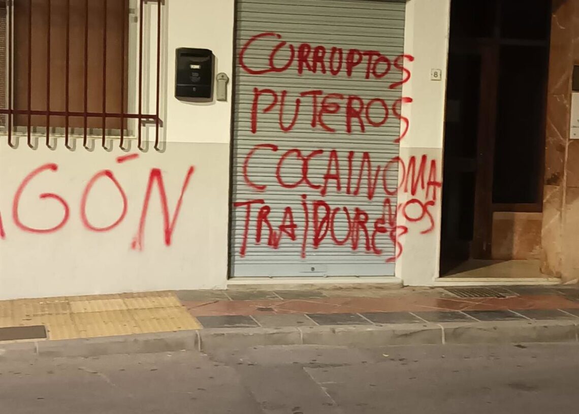 Sede del PSOE atacada en Vera (Almería)PSOE