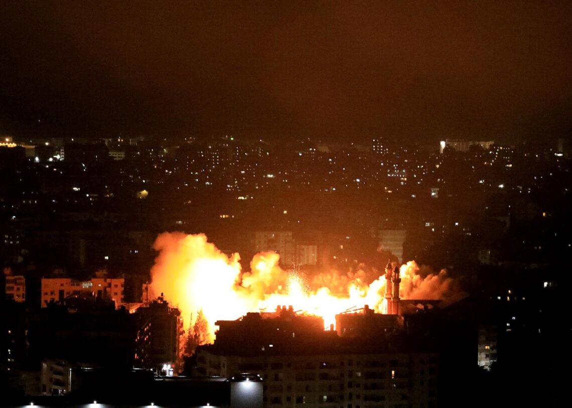 Archivo - Imagen de archivo de un bombardeo israelí en LíbanoEuropa Press/Contacto/Bilal Jawich - Archivo