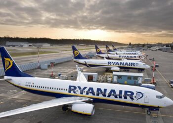Archivo - Aviones de Ryanair.RYANAIR - Archivo