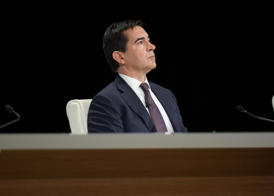 Archivo - El presidente de BBVA, Carlos Torres, en la Junta General de Accionistas de BBVA, en el Palacio de Euskalduna, a 18 de marzo de 2022, en Bilbao, Euskadi (España). H.Bilbao - Europa Press - Archivo