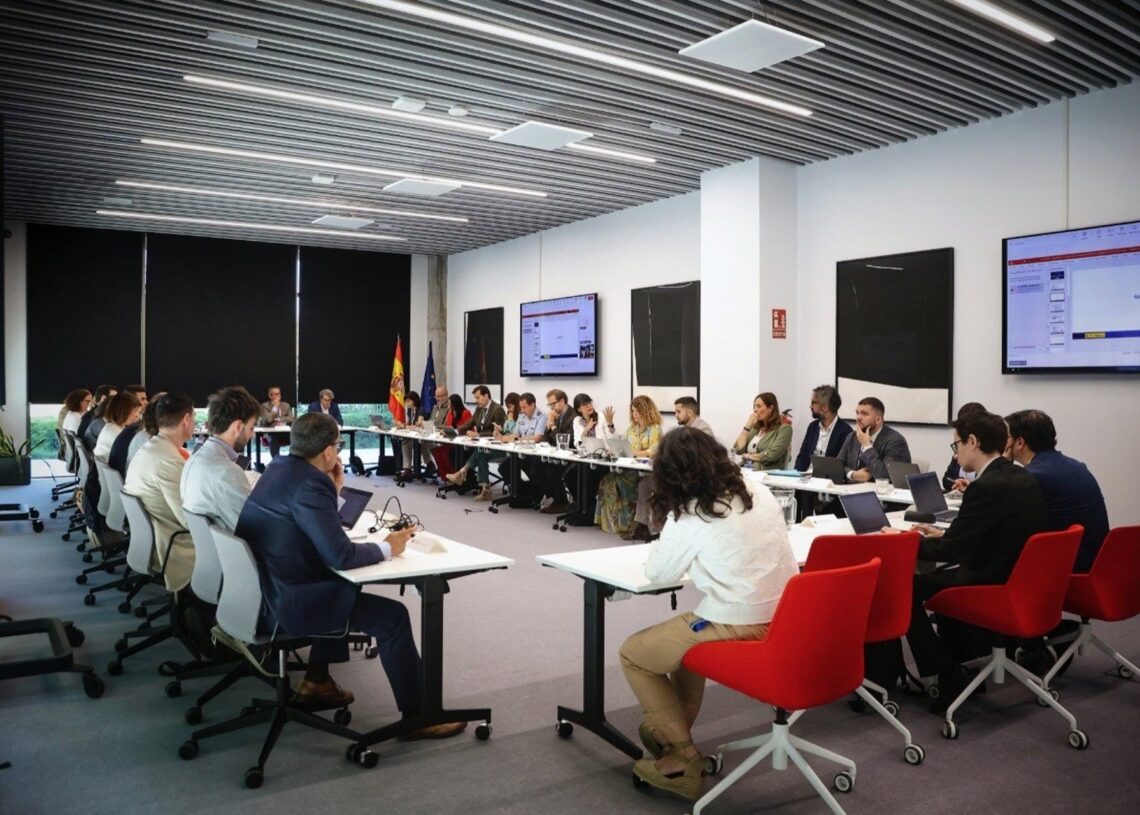 El Foro Nacional de Empresas Emergentes crea tres grupos de trabajo para abordar regulación, tecnología y ecosistemas territorialesTRANSFORMACION DIGITAL Y FUNCION PUBLICA