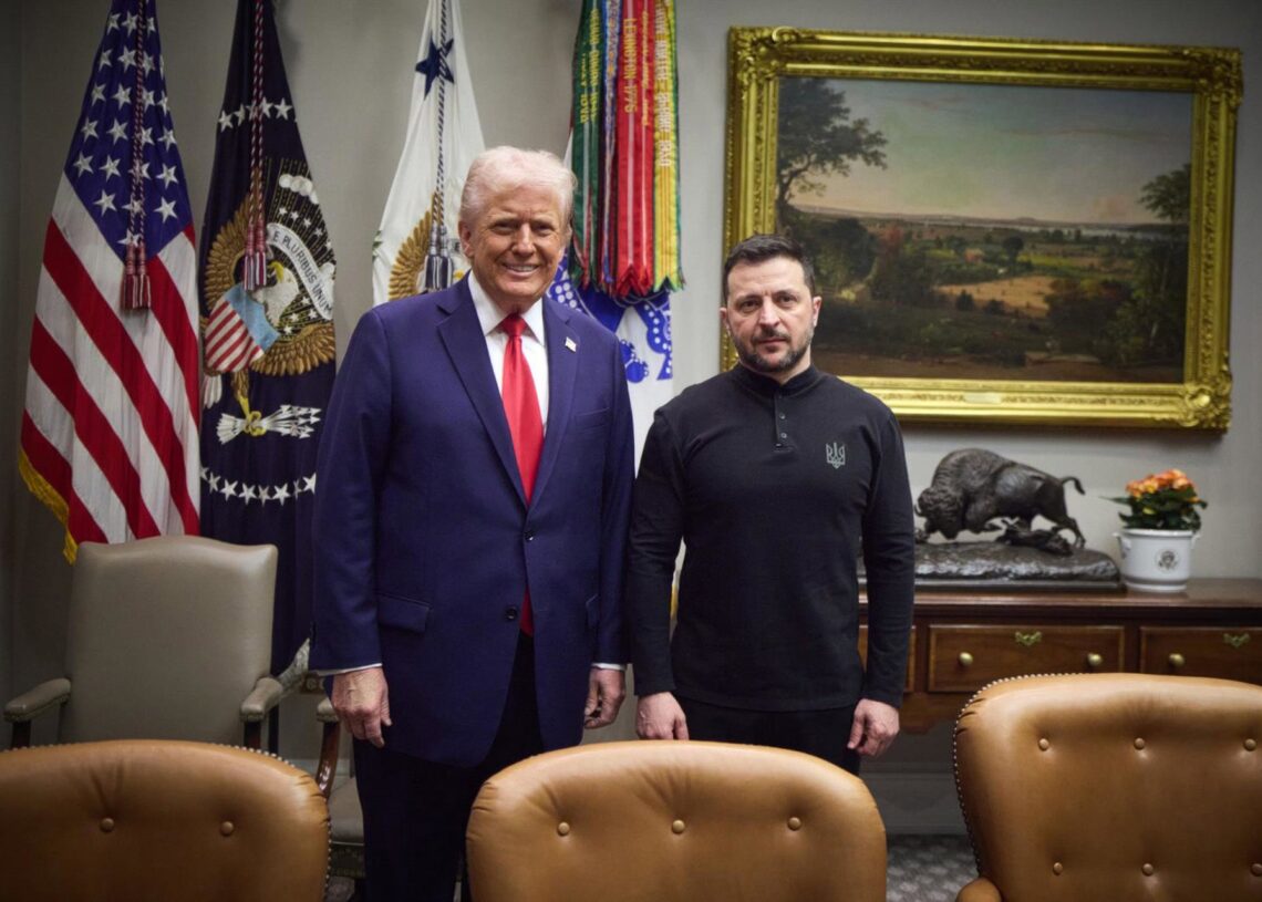 Archivo - Los presidentes de Estados Unidos y Ucrania, Donald Trump y Volodimir Zelenski, en una imagen de archivoEuropa Press/Contacto/Pool /Ukrainian Presidentia