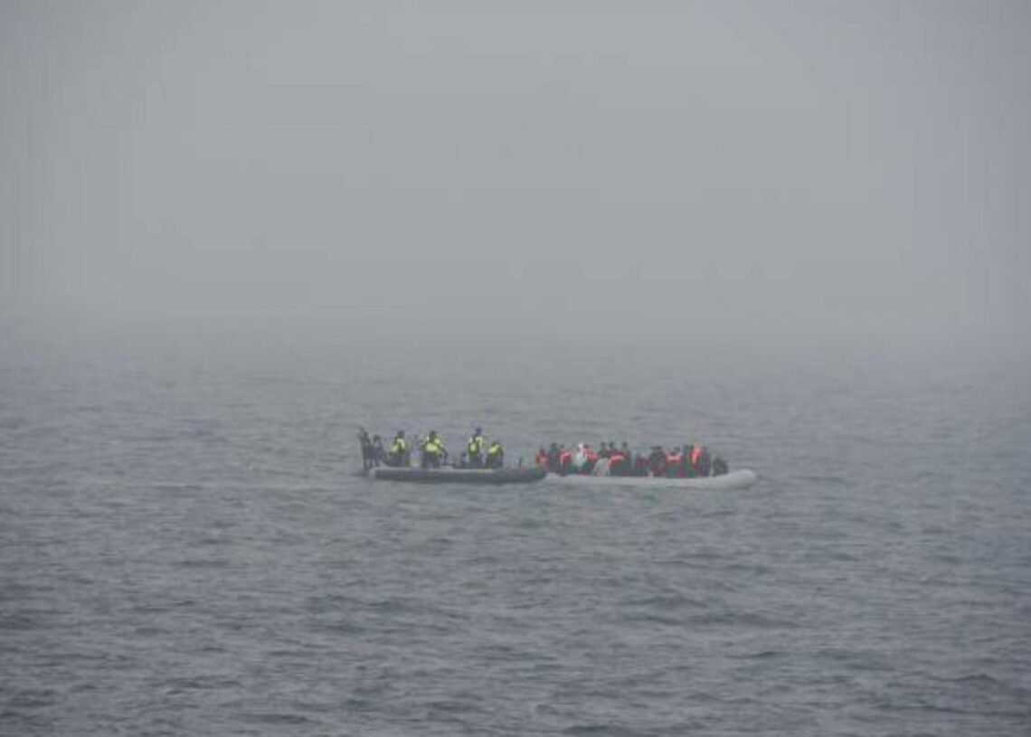 Archivo - Rescate de migrantes en el canal de la ManchaGENDARMERÍA NACIONAL FRANCESA - Archivo