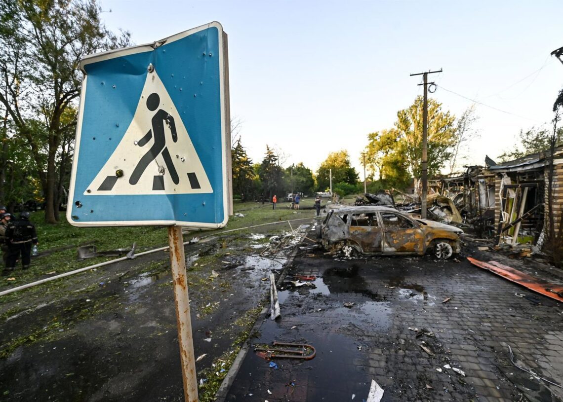Archivo - Imagen de archivo de un ataque en ZaporiyiaDmytro Smolienko / Zuma Press / ContactoPhoto