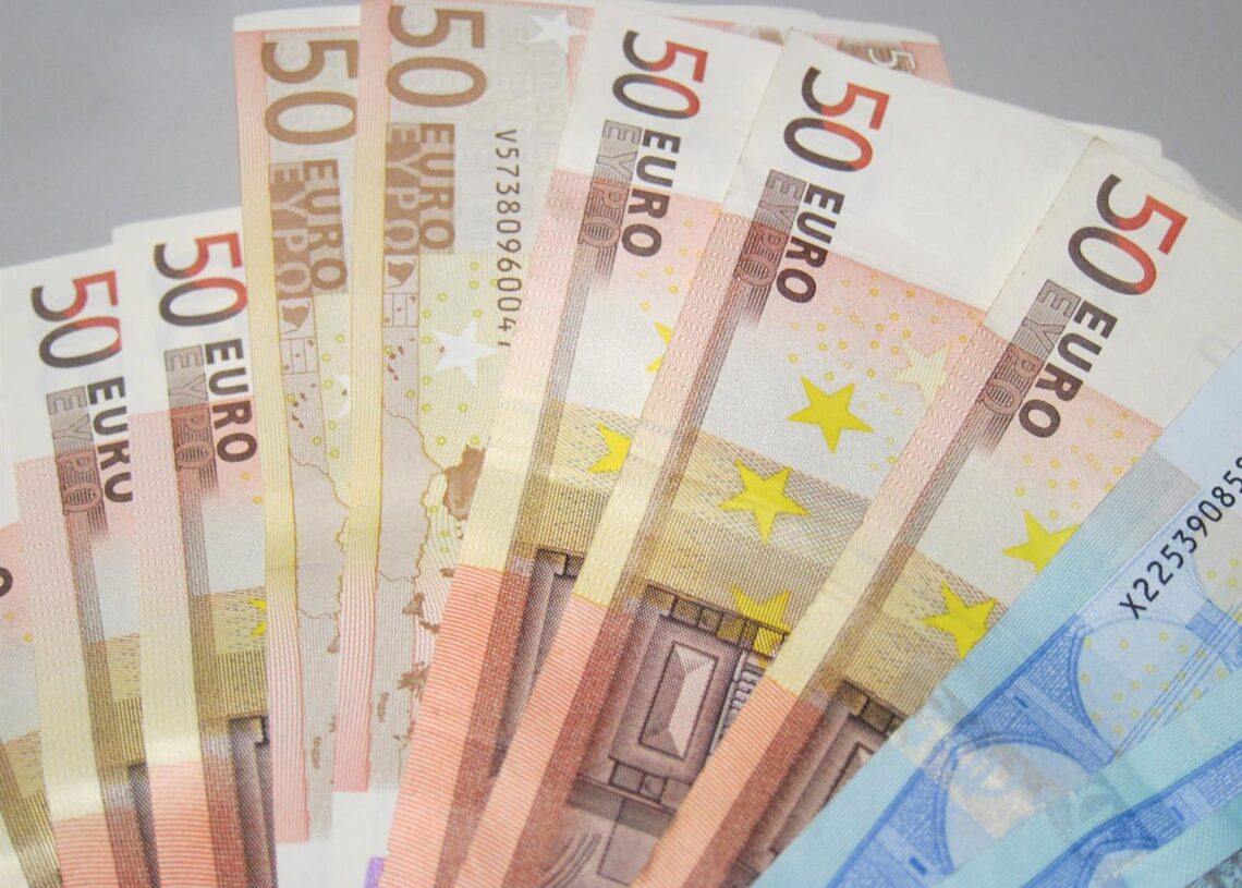 Archivo - Billetes de euro, dineroEUROPA PRESS - Archivo