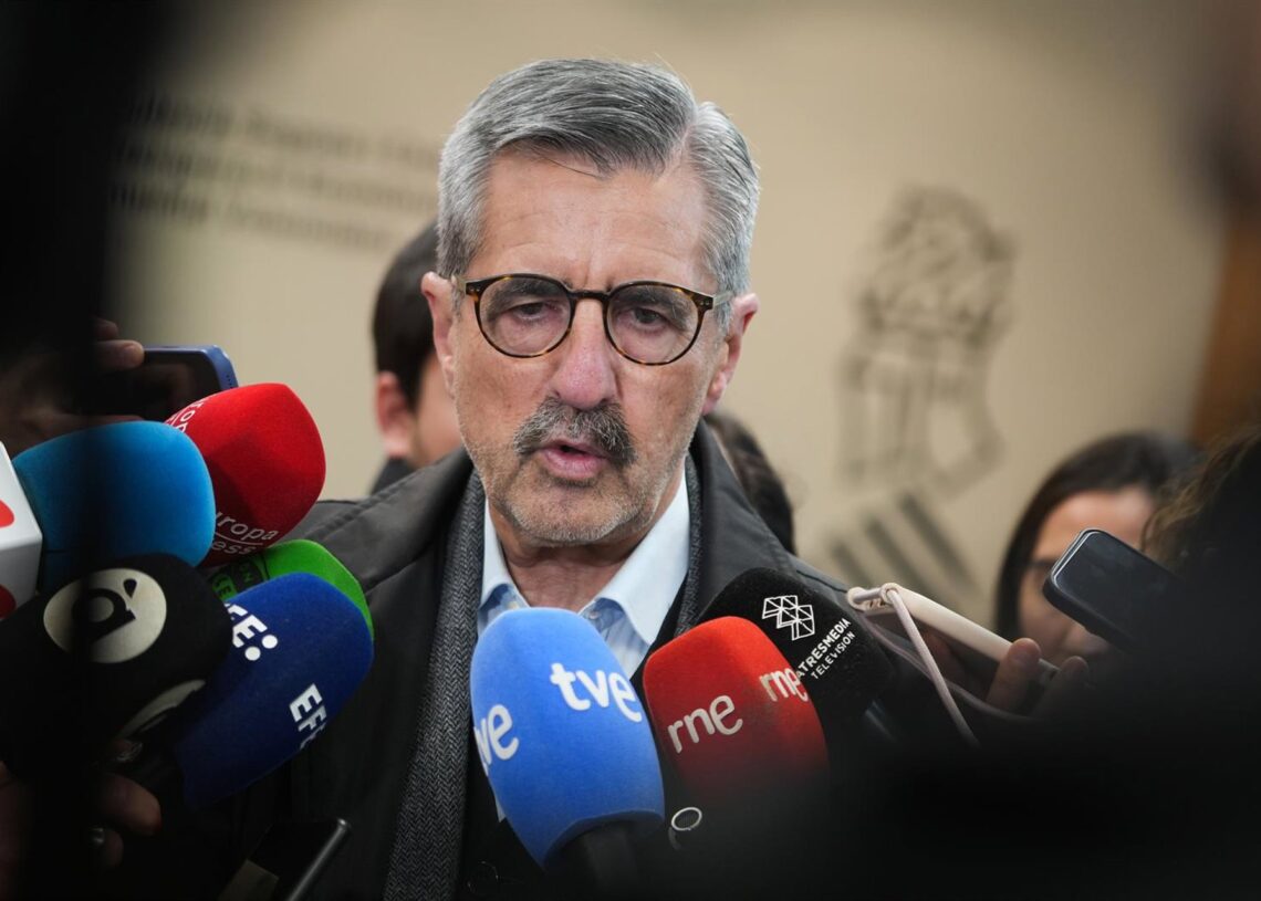 Archivo - El excomisionado del Gobierno para la Recuperación tras las dana, José María Ángel, atiende a los mediosJorge Gil - Europa Press - Archivo