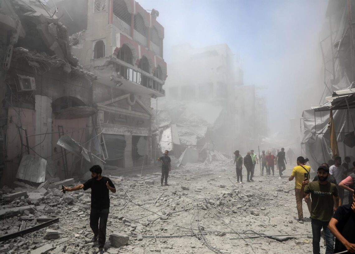 Archivo - Imagen de archivo de un ataque israelí sobre Gaza Europa Press/Contacto/Rizek Abdeljawad - Archivo
