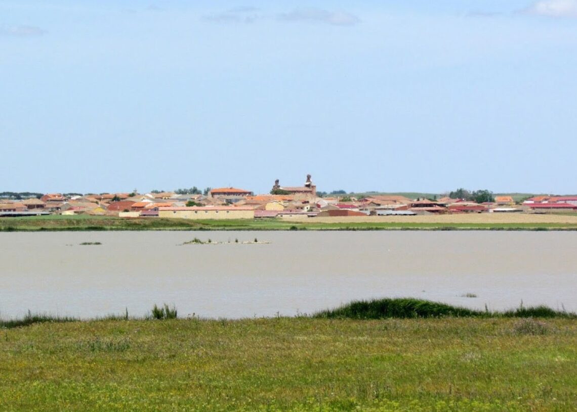 Archivo - Lagunas de VillafáfilaUSAL - Archivo