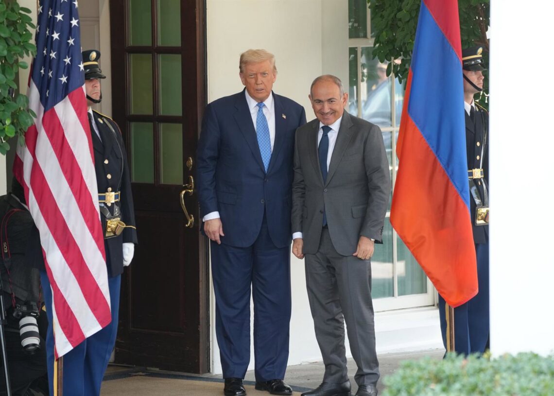 El presidente de Estados Unidos, Donald Trump, recibe en la Casa Blanca al primer ministro de Armenia, Nikol PashiniánAndrew Leyden/ZUMA Press Wire/dp / DPA