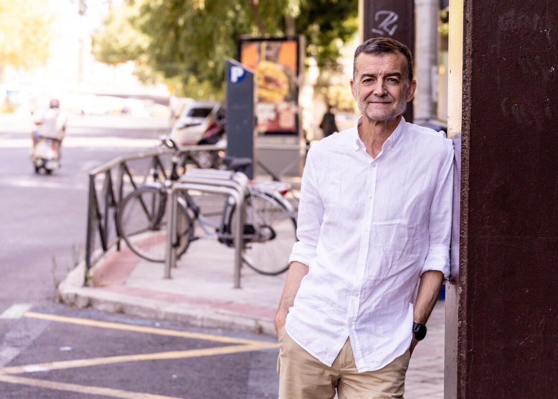 El coordinador federal de IU, Antonio Maíllo, posa para Europa Press, a 7 de agosto de 2025, en Madrid (España). Ricardo Rubio - Europa Press