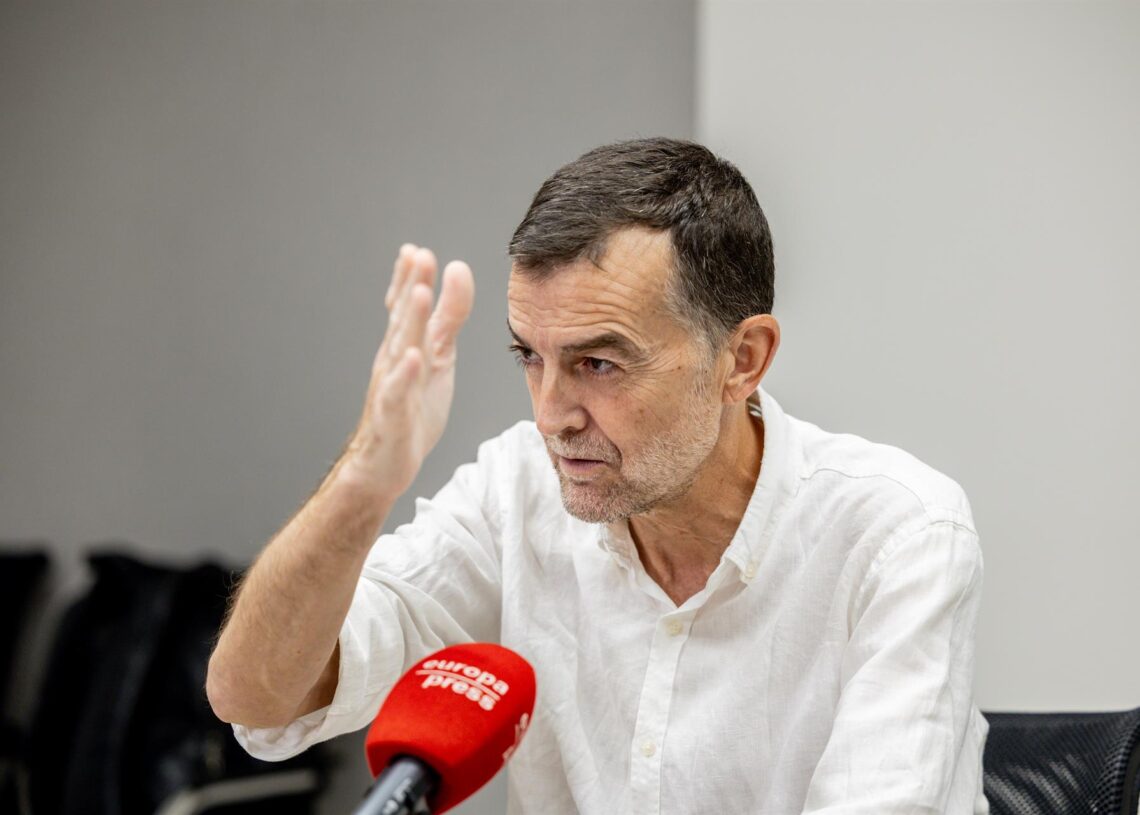 El coordinador federal de IU, Antonio Maíllo, durante una entrevista para Europa Press, a 7 de agosto de 2025, en Madrid (España). Ricardo Rubio - Europa Press