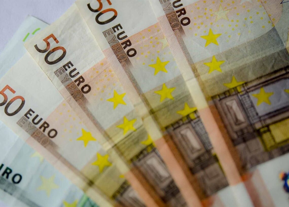 Archivo - Billetes de 50 euros.EUROPA PRESS - Archivo