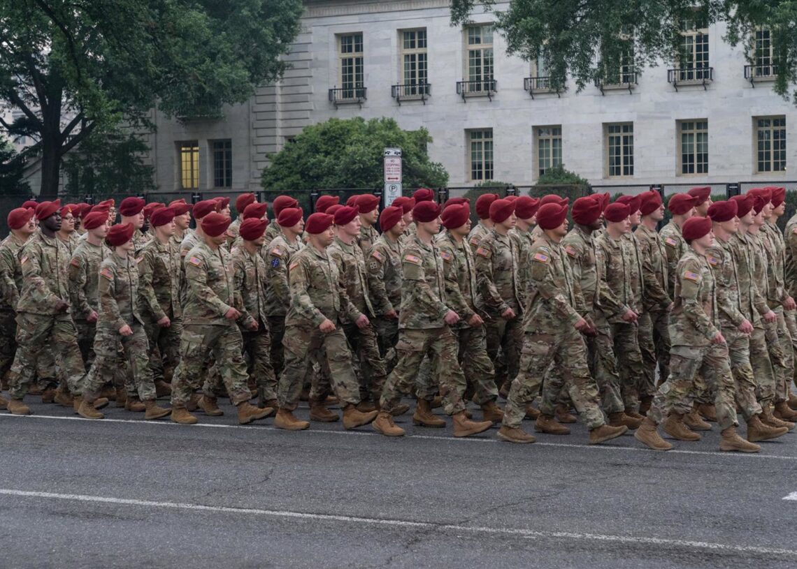 Archivo - Imagen de archivo de un desfile militar en EEUUEuropa Press/Contacto/Lev Radin - Archivo