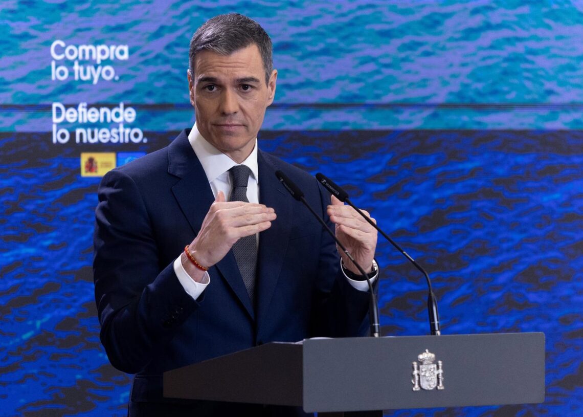 Archivo - El presidente del Gobierno, Pedro Sánchez, durante una rueda de prensa, en el Complejo de La Moncloa, a 3 de abril de 2025, en Madrid (España). Eduardo Parra - Europa Press - Archivo