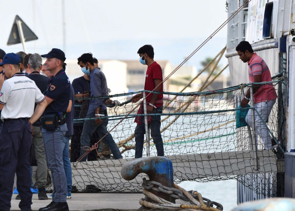 Llegada de migrantes a la isla italiana de LampedusaEuropa Press/Contacto/Orietta Scardino