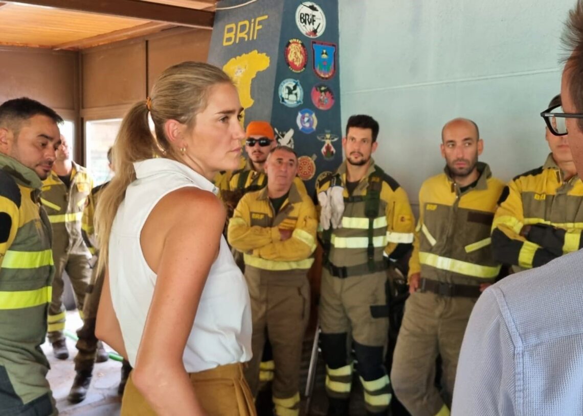 La vicepresidenta tercera y ministra para la Transición Ecológica y el Reto Demográfico, Sara Aagesen, durante su visita a la BRIF de Pinofranqueado (Cáceres)DELEGACIÓN DEL GOBIERNO EN EXTREMADURA