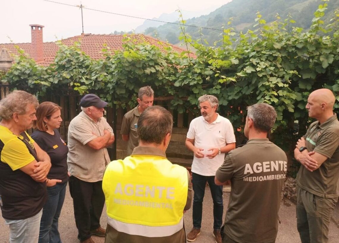 El consejero de Movilidad, Medio Ambiente y Gestión de Emergencias, Alejandro Calvo en las reuniones de esta tarde.PRINCIPADO