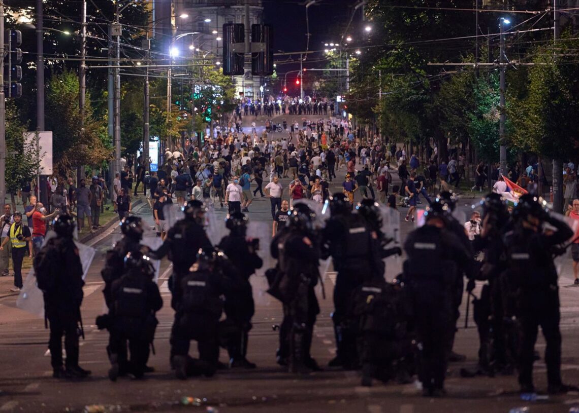 Imagen de archivo de protestas contra el Gobierno serbio, a 14 de agosto de 2025 Europa Press/Contacto/Marko Dimic