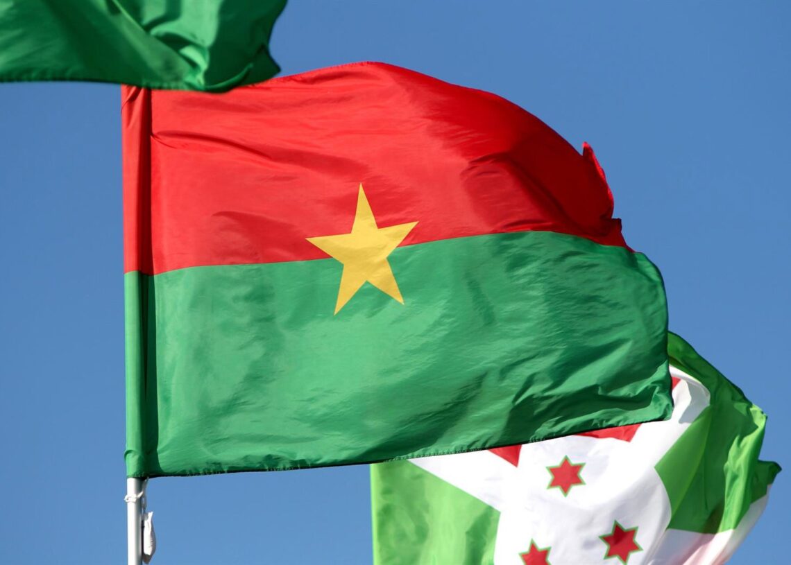 Archivo - Bandera de Burkina FasoEuropa Press/Contacto/Maksim Konstantinov