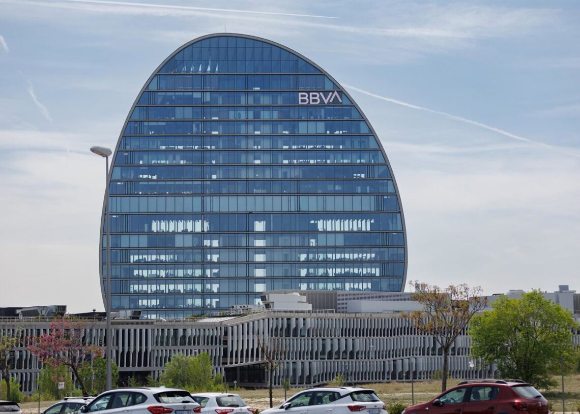 Archivo - Fachada del banco del BBVA en la ciudad del BBVA, a 10 de abril de 2023, en Madrid (España).Eduardo Parra - Europa Press - Archivo