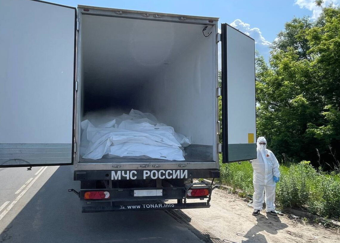 Archivo - Imagen de unos de los camiones de traslado de cadáveres de soldados ucranianos.Dmitry Radchenko/TASS via ZUMA P / DPA - Archivo