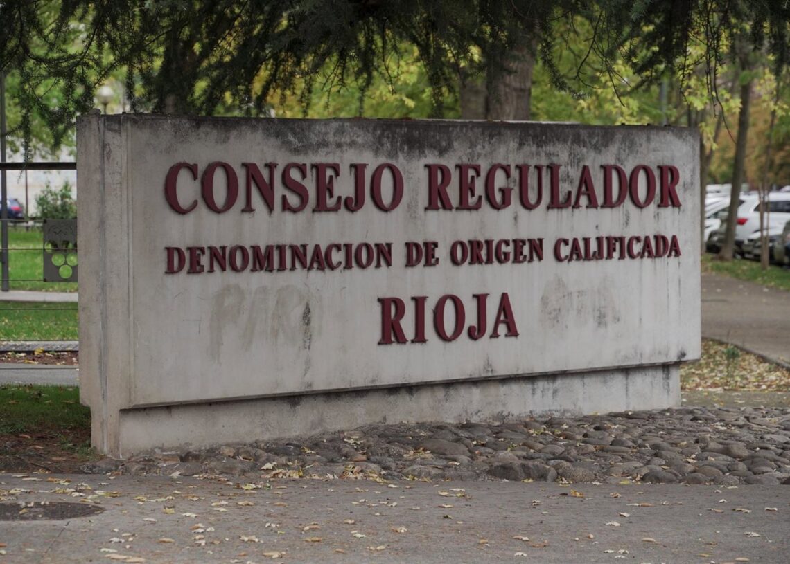Archivo - Entrada a la sede del Consejo Regulador de la Denominación de Origen Calificada RiojaAlberto Ruiz - Europa Press - Archivo