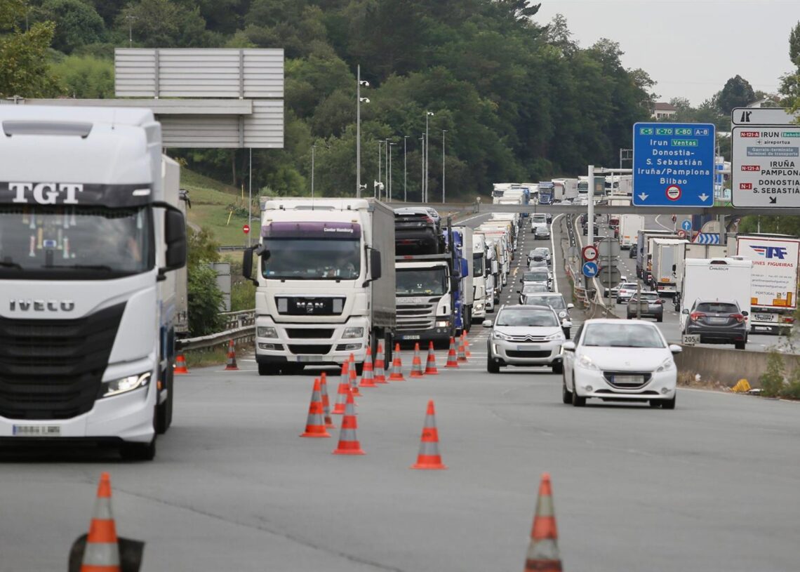 Archivo - Retenciones en la frontera con Francia, en Irun y BiriatouJavi Colmenero - Europa Press - Archivo
