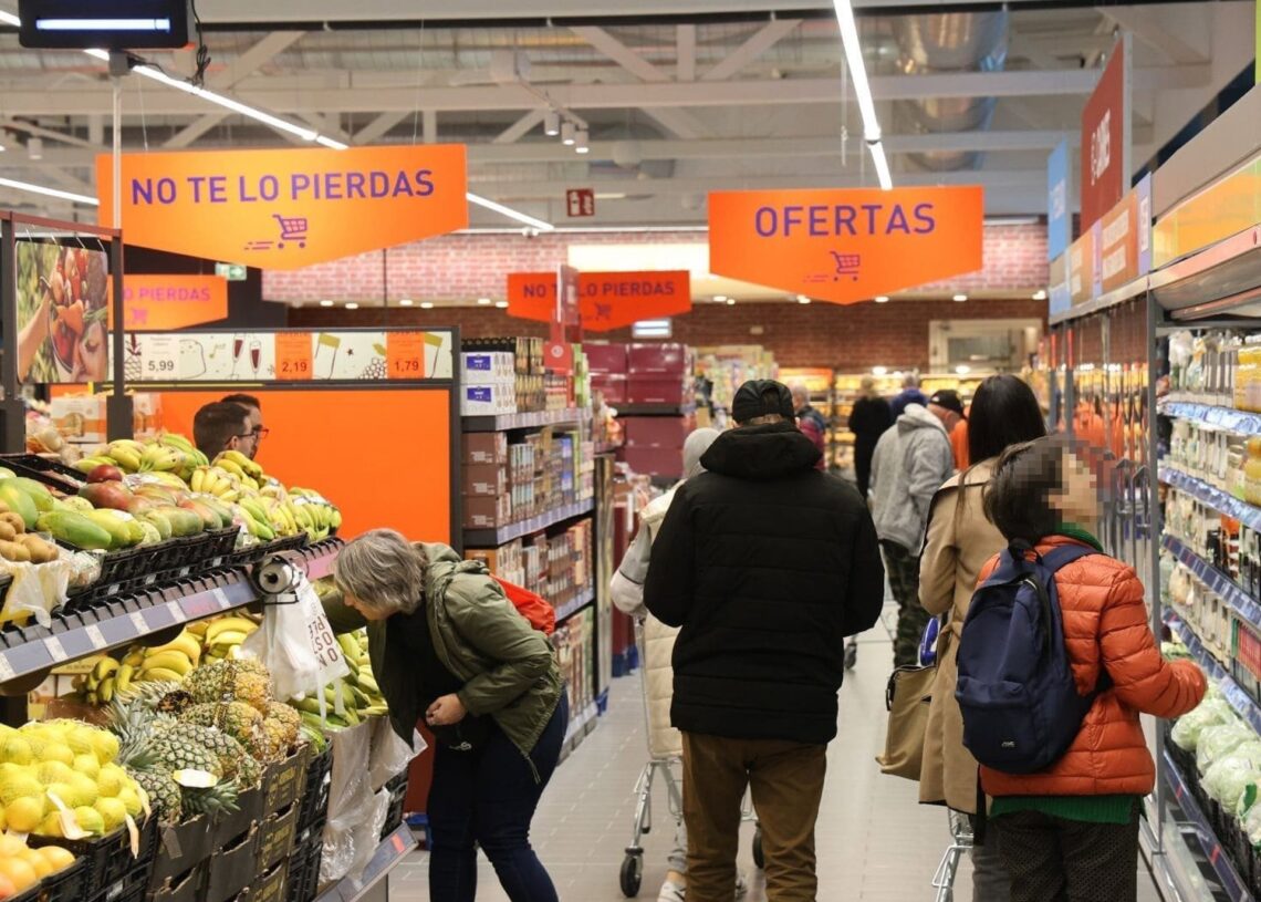 Archivo - Imagen de archivo de un supermercado de AldiALDI - Archivo