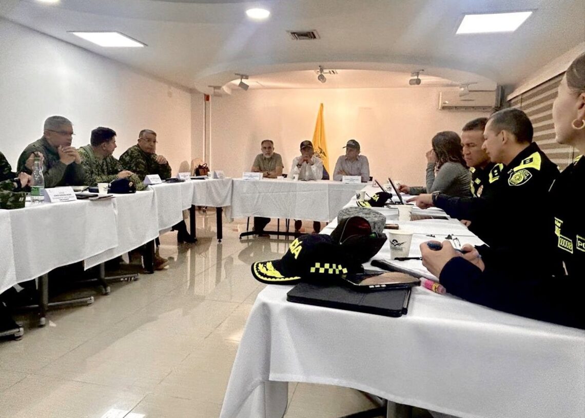 El presidente de Colombia, Gustavo Petro, encabeza una reunión del consejo de seguridad en CaliPRESIDENCIA DE COLOMBIA EN X