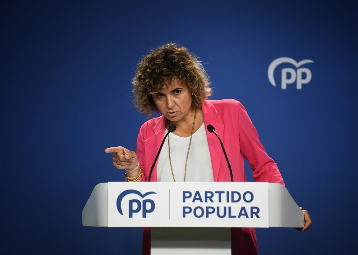 Archivo - La portavoz del PP en el Parlamento Europeo, Dolors Montserrat, ofrece una rueda de prensa, en la sede del PP, a 5 de agosto de 2024, en Madrid (España). Fernando Sánchez - Europa Press - Archivo