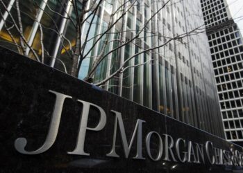 Archivo - Logo de JP Morgan Chase & Co. en su sede en Nueva York (Estados Unidos).LUCAS JACKSON - Archivo
