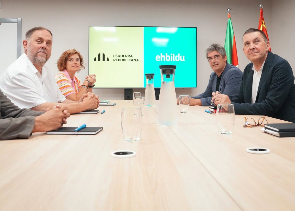 EH BIldu y ERC se reúnen en Donostia/San Sebastián, con sus líderes, Arnaldo Otegi y Oriol Junqueras, a la cabezaUNANUE-EUROPA PRESS