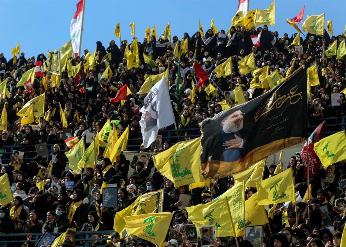 Archivo - Imagen de archivo de seguidores de Hezbolá en Beirut.Marwan Naamani/dpa - Archivo