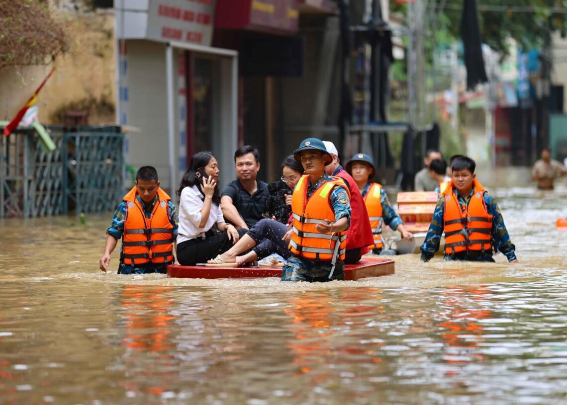 Archivo - Imagen de archivo de las inundaciones por el paso de un tifón por Vietnam.VNA / Xinhua News / ContactoPhoto - Archivo