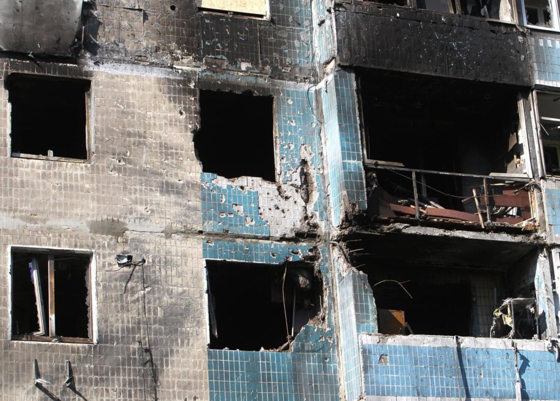 Archivo - Edificio dañado por un ataque ruso en la región ucraniana de Dnipropetrovsk-/Ukrinform/dpa - Archivo