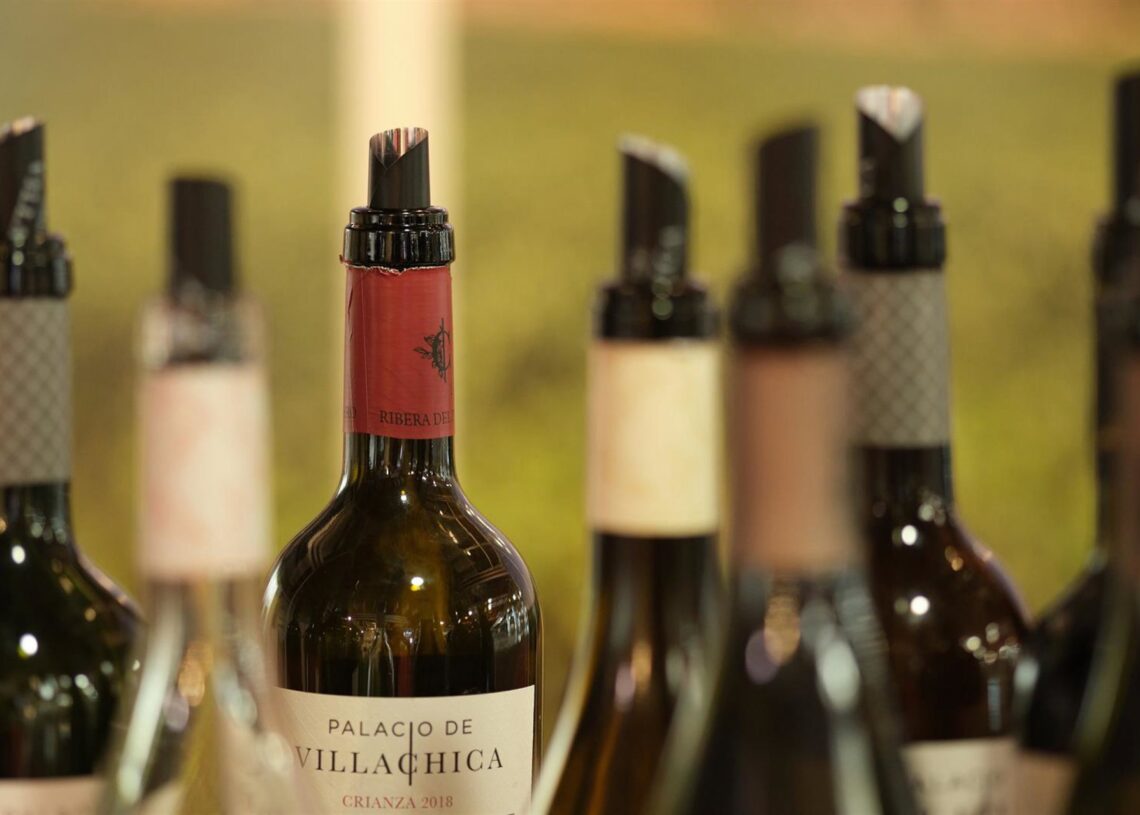 Archivo - Botellas de vino en FenavinREINALDO SOTOLONGO ABELLA/EUROPA PRESS - Archivo