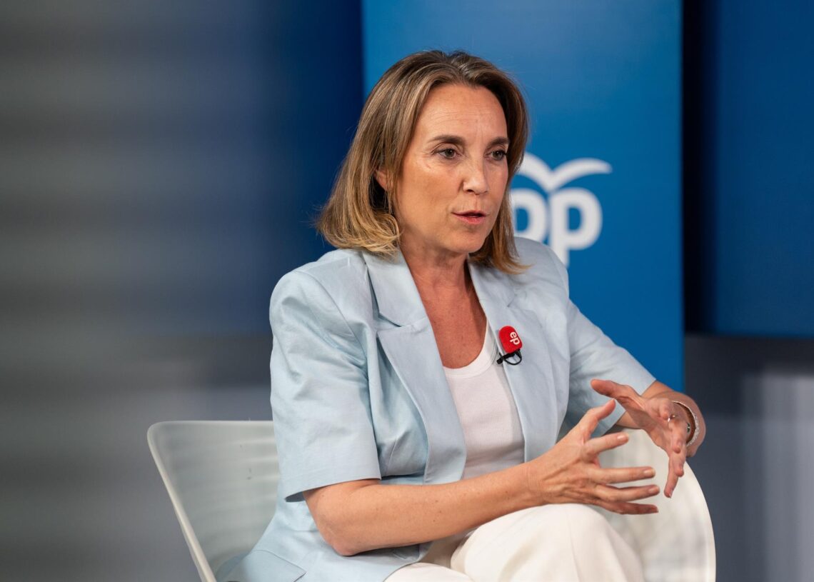 Archivo - La diputada del PP en el Congreso, Cuca Gamarra, durante una entrevista para Europa PressMatias Chiofalo - Europa Press - Archivo