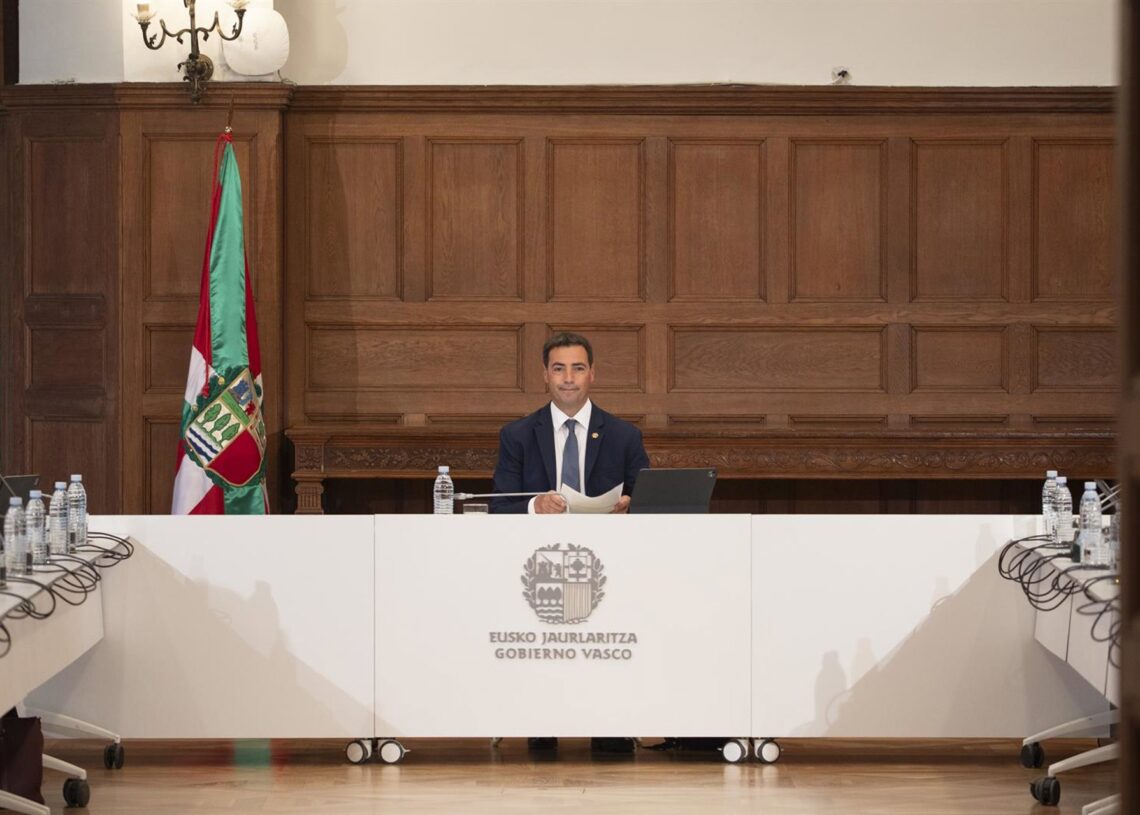 El lehendakari, Imanol Pradales, preside el primer Consejo del Gobierno vasco tras el periodo vacacional, en el Palacio de Miramar, a 28 de agosto de 2025, en San Sebastián, Guipúzcoa, País Vasco (España). El Gobierno Vasco arranca este jueves el nuevo cuArnaitz Rubio - Europa Press
