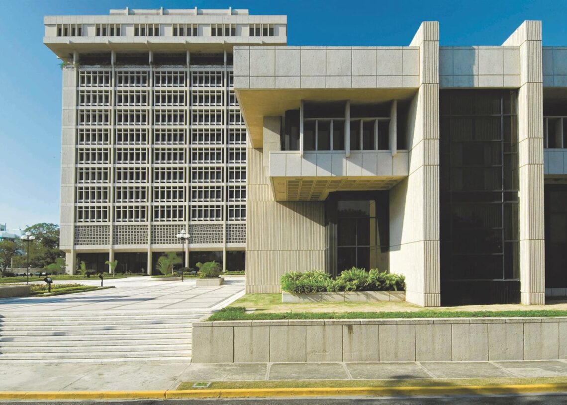 Archivo - Sede del Banco Central de la República Dominicana.BCRD - Archivo