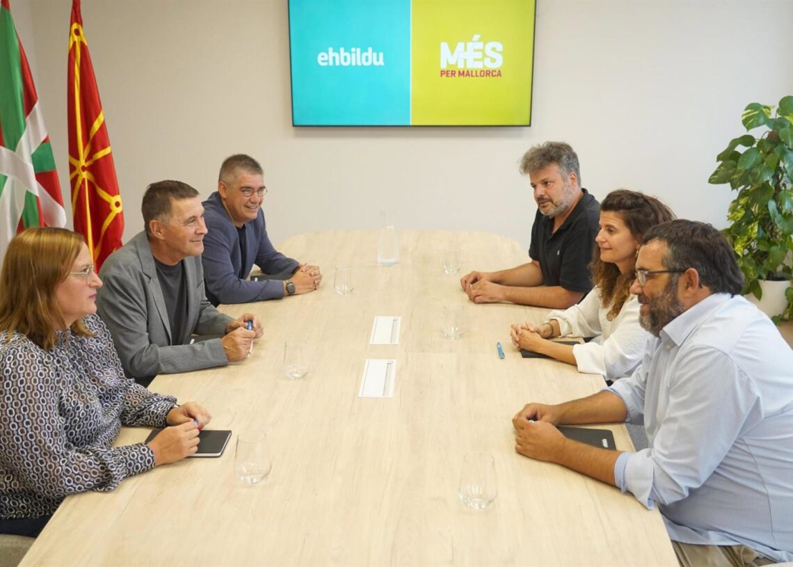 Reunión entre MÉS per Mallorca y Bildu.MÉS PER MALLORCA