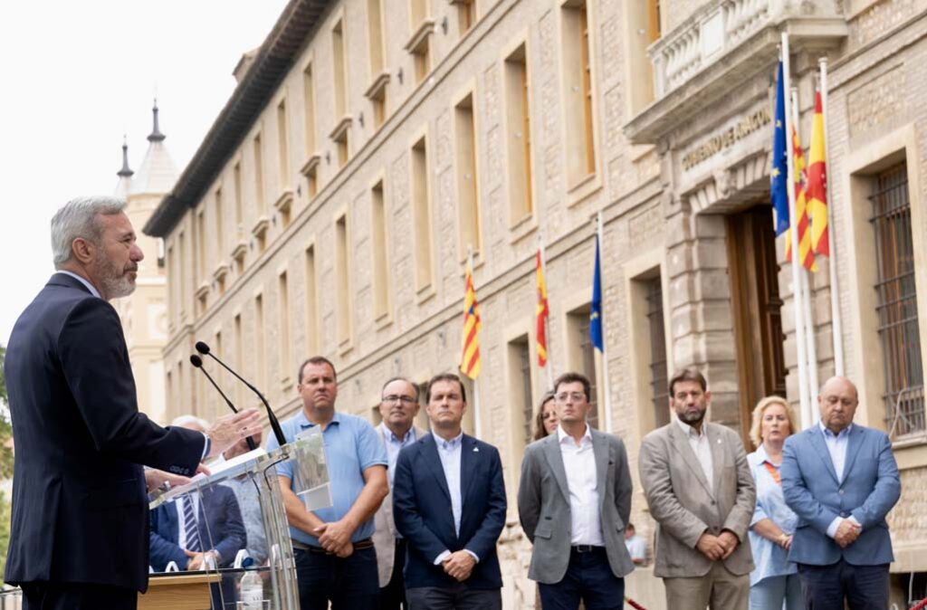 Jorge Azcón tras la firma con el sector agrario aragonés del Acuerdo sobre la futura PAC 2028-2034.