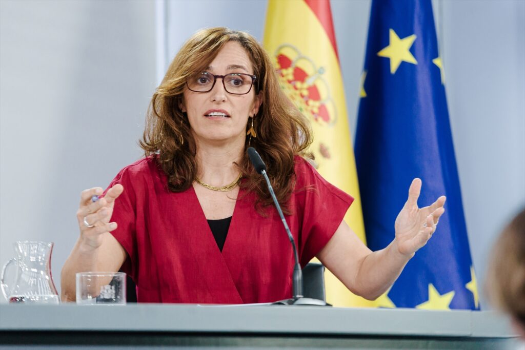 La cantidad de plazas para Medicina Familiar está por debajo del “mínimo” que se establece en un informe del propio Ministerio. Fuentes del mismo aclaran a ‘Demócrata’ que no es el Ministerio el que decide las plazas, sino que depende de lo que solicite cada Comunidad Autónoma, en función de su capacidad