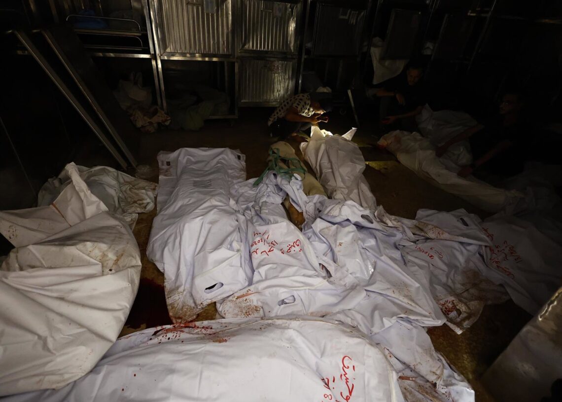 Fotografía de archivo de los cadáveres de varios palestinos muertos a causa de los ataques del Ejército de Israel contra el norte de la Franja de Gaza (archivo)Omar Ashtawy / Zuma Press / ContactoPhoto