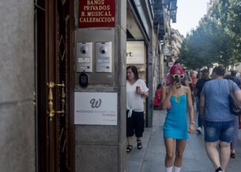 Archivo - Fachada de un apartamento turístico.Ricardo Rubio - Europa Press - Archivo