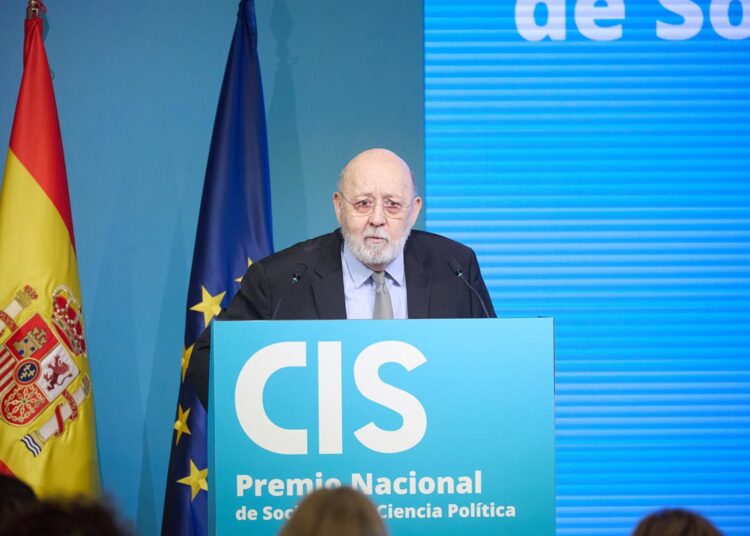 Archivo - El presidente del CIS, José Felix Tezanos, a 26 de marzo de 2025, en Madrid (España). Jesús Hellín - Europa Press - Archivo