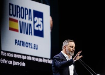El presidente de VOX, Santiago Abascal, interviene durante el acto político de VOX ‘Europa Viva 2025’, en el Palacio de Vistalegre, a 14 de septiembre de 2025, en Madrid (España).Carlos Luján - Europa Press