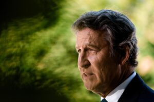 La propuesta migratoria de Feijóo no gusta ni a derecha ni a izquierda del PP