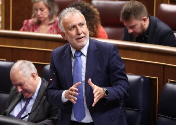 El ministro de Política Territorial, Ángel Víctor Torres, interviene durante una sesión de control al Gobierno en el Congreso de los Diputados, a 17 de septiembre de 2025, en Madrid (España). Eduardo Parra - Europa Press