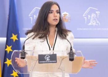 La portavoz de VOX en el Congreso, Pepa Millán, durante una rueda de prensa anterior a la Junta de Portavoces, en el Congreso de los Diputados, a 16 de septiembre de 2025, en Madrid (España).Eduardo Parra - Europa Press