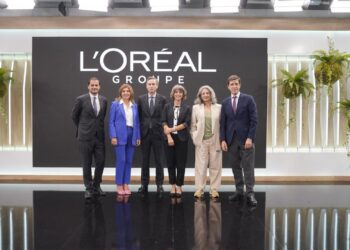 Presentación de informe sobre la industria de la bellezaL'OREAL